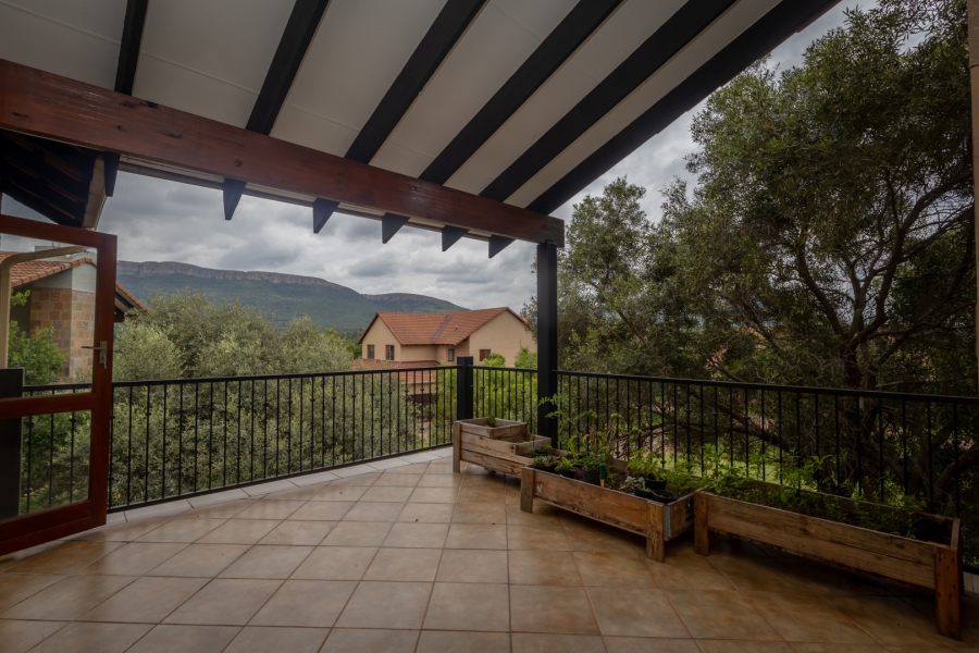 3 Bedroom Property for Sale in The Coves North West